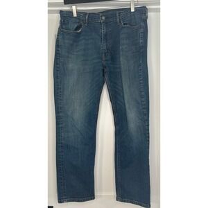 Levis 541 Athletic Taper Mens Blue Denim Jeans 36x30 Medium Wash
Classic Iconic